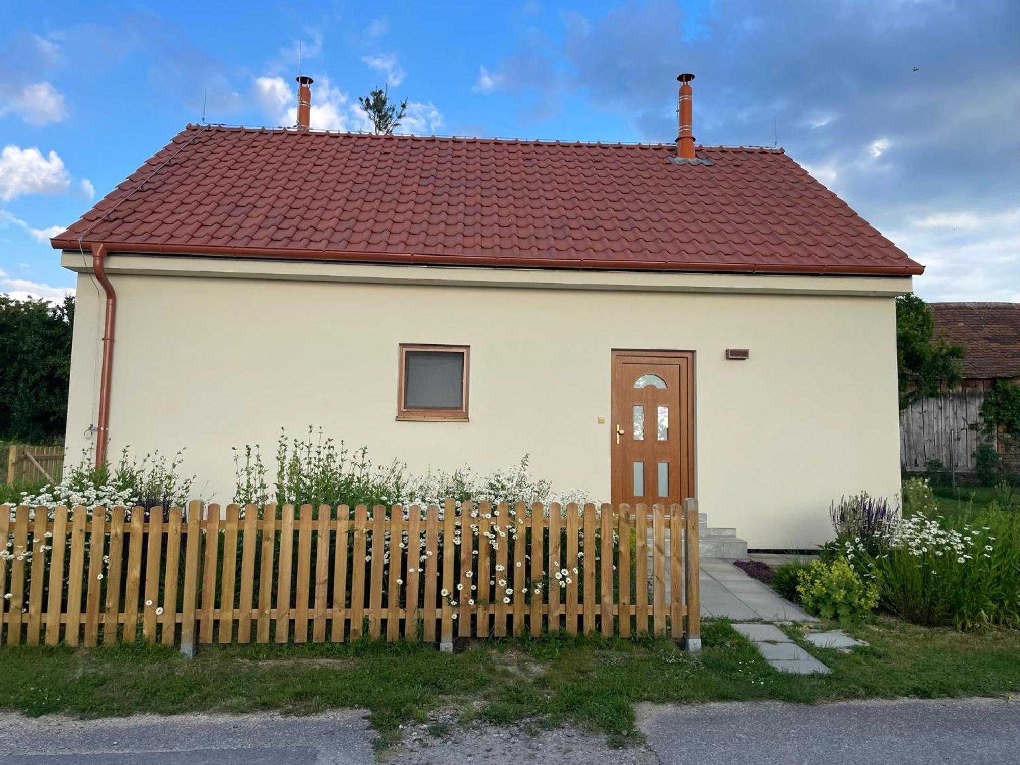 Domek V Podyji Lukov  Exterior foto